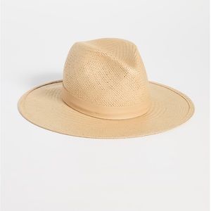 NWOT JANESSA LEONE Simone Packable Hat in Sand (Size M)